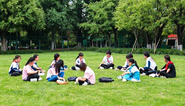研学旅行定制服务中旅游包车的选型与使用建议